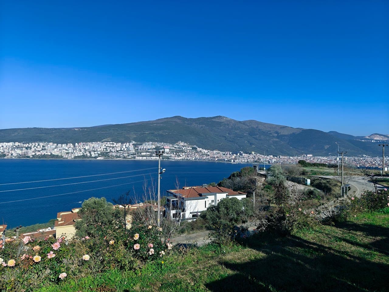 Büyükşehir Gemlik Atatepe Sosyal Tesisi 4