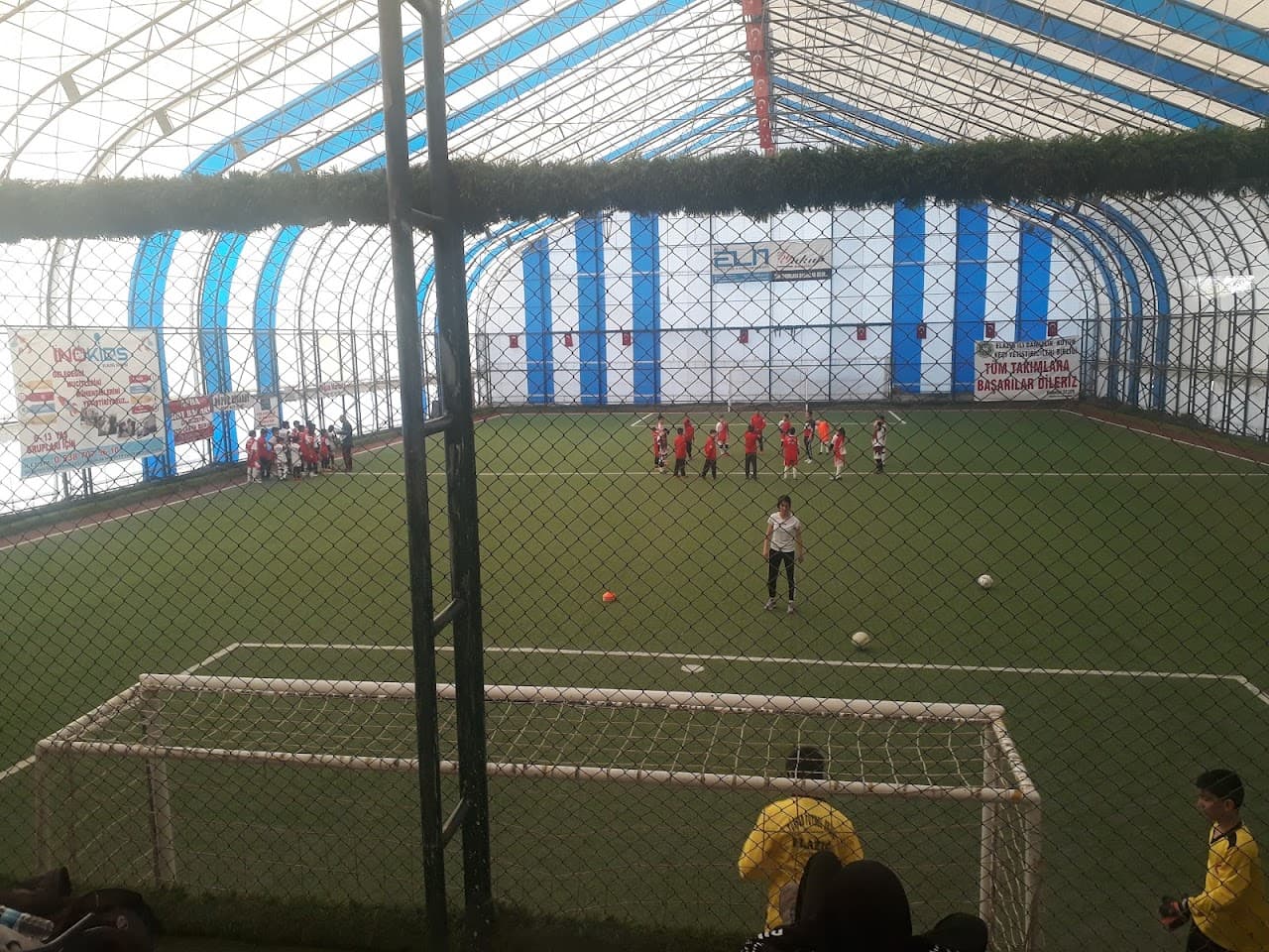 Menekşe Spor Tesisleri 5