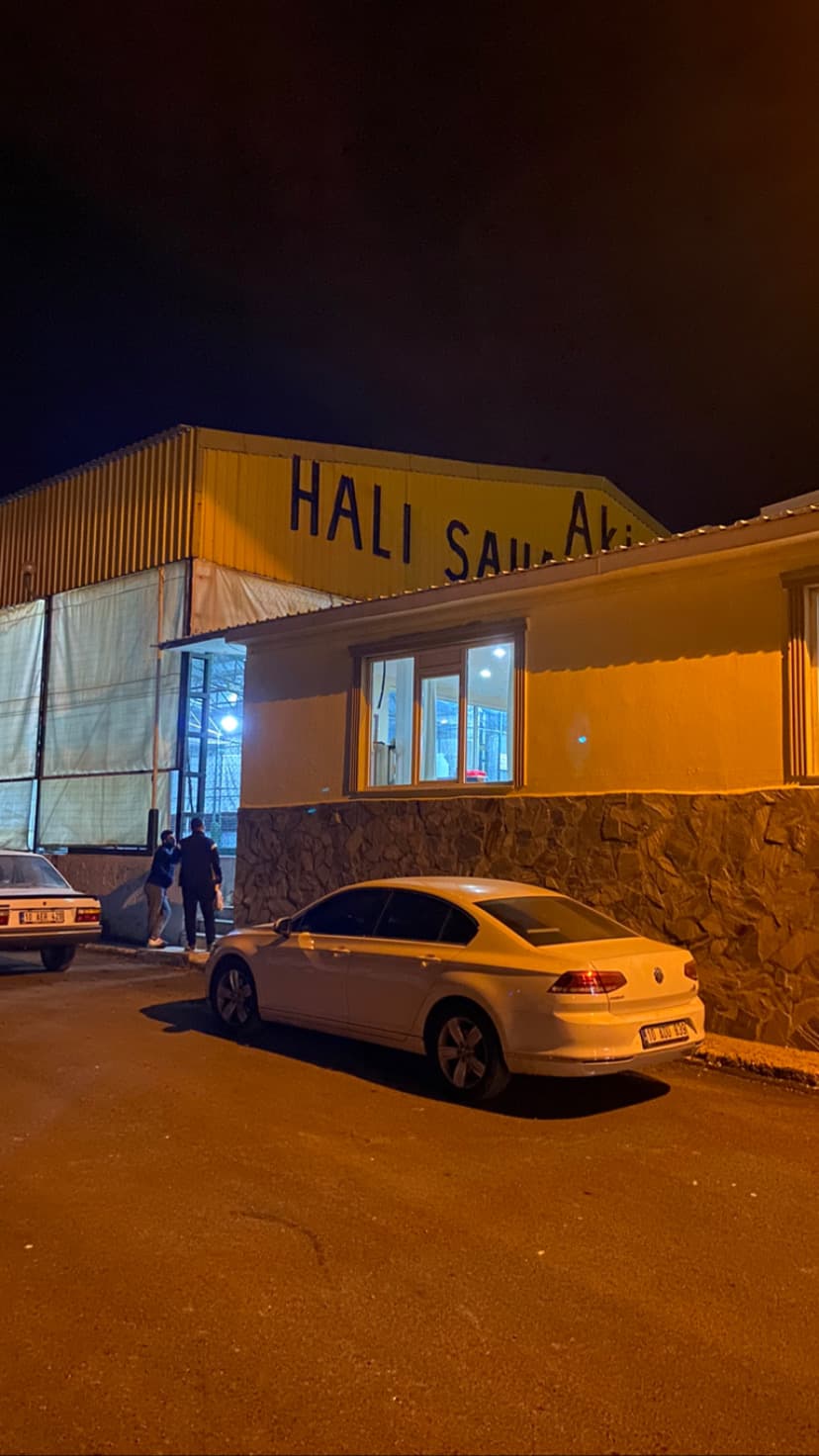 Aki Halı Saha 4