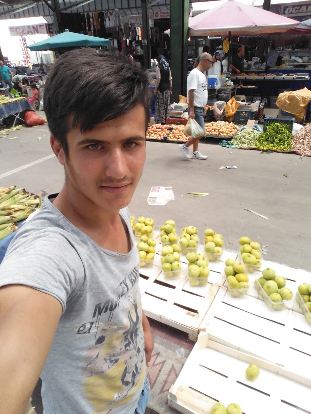 Isparta Sebze Hali 3