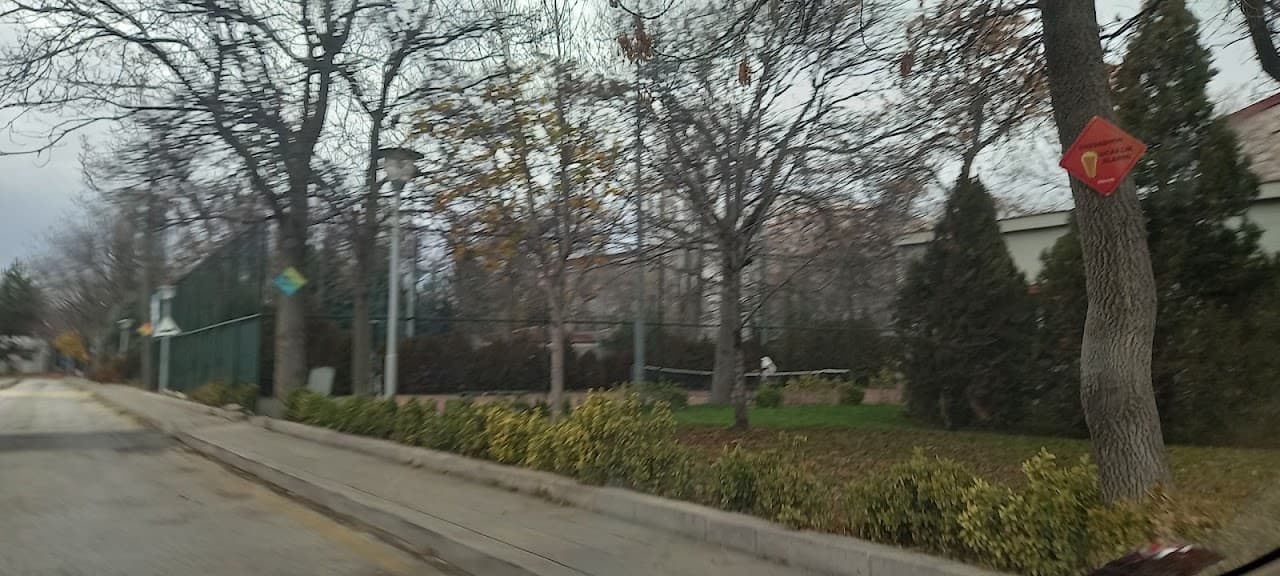 Ankara Üniversitesi Tandoğan Halı Saha 2