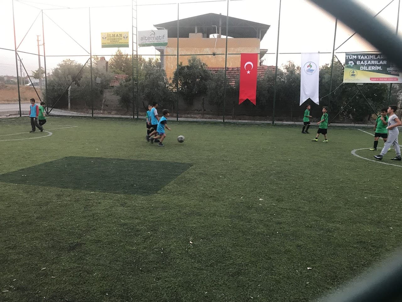 pfsk Halı Saha Ve Çay Bahçesi 4