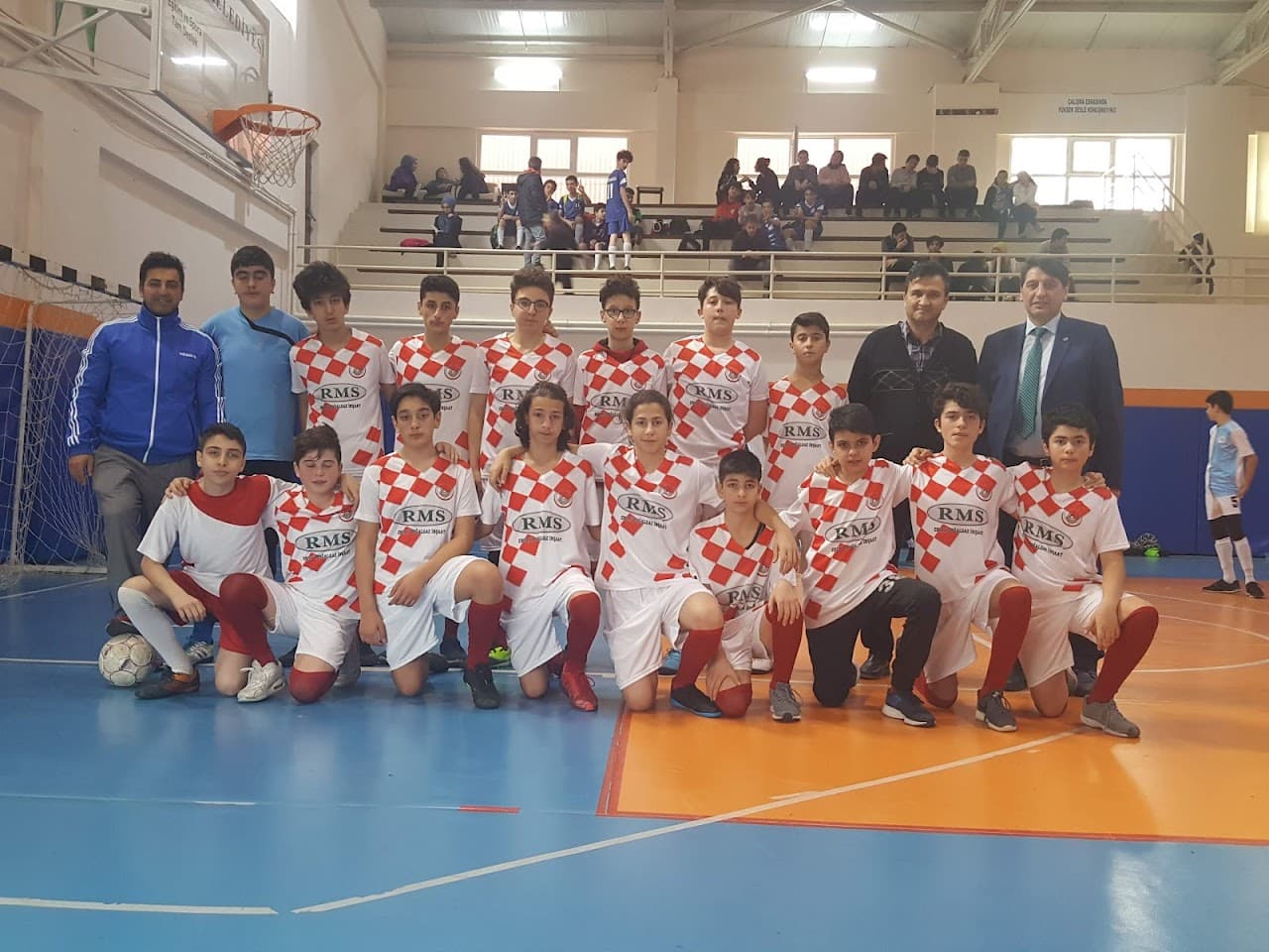 İBB Metin Oktay Spor Tesisi 4