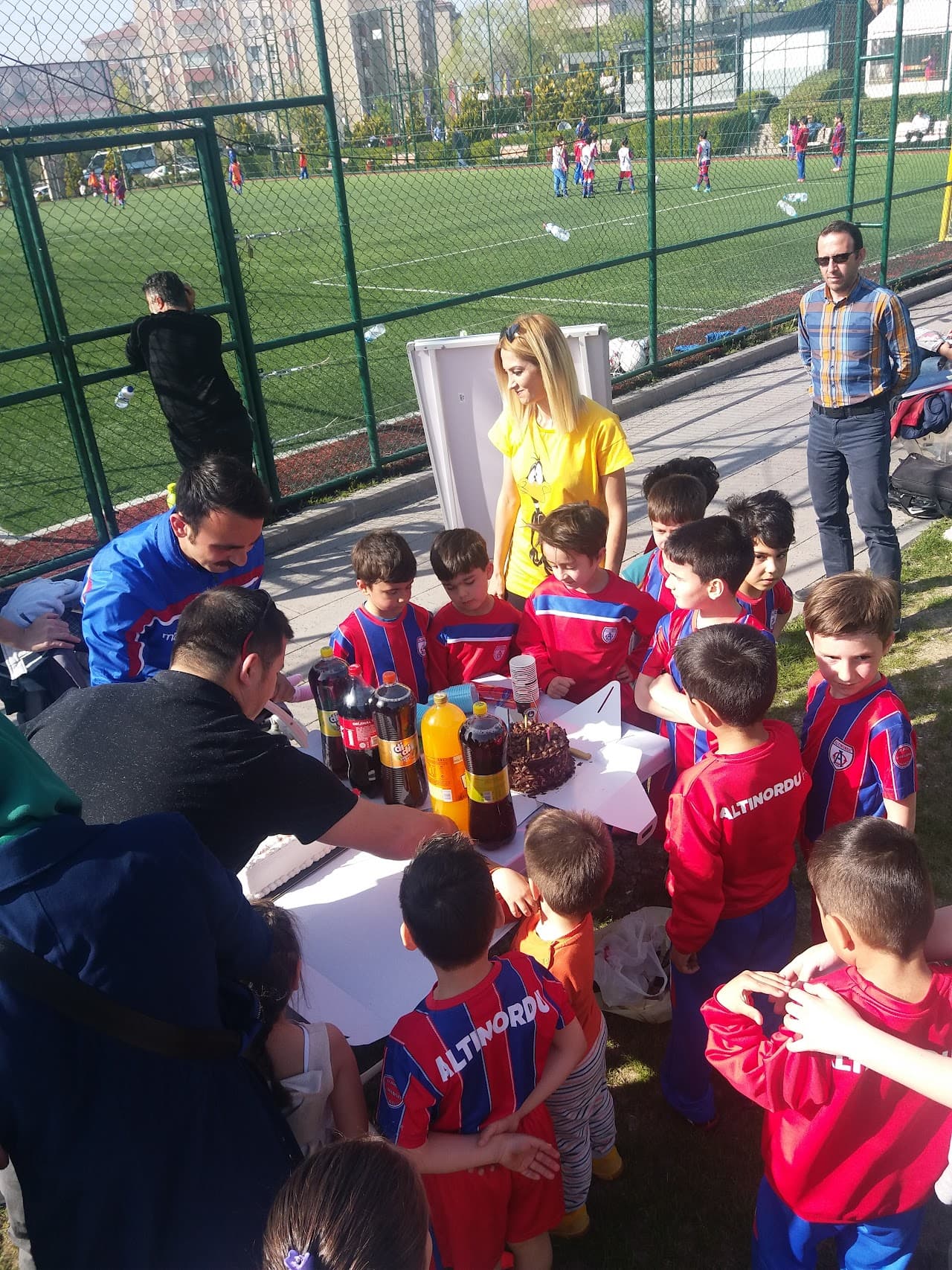 Meydan halı saha tesisleri 4