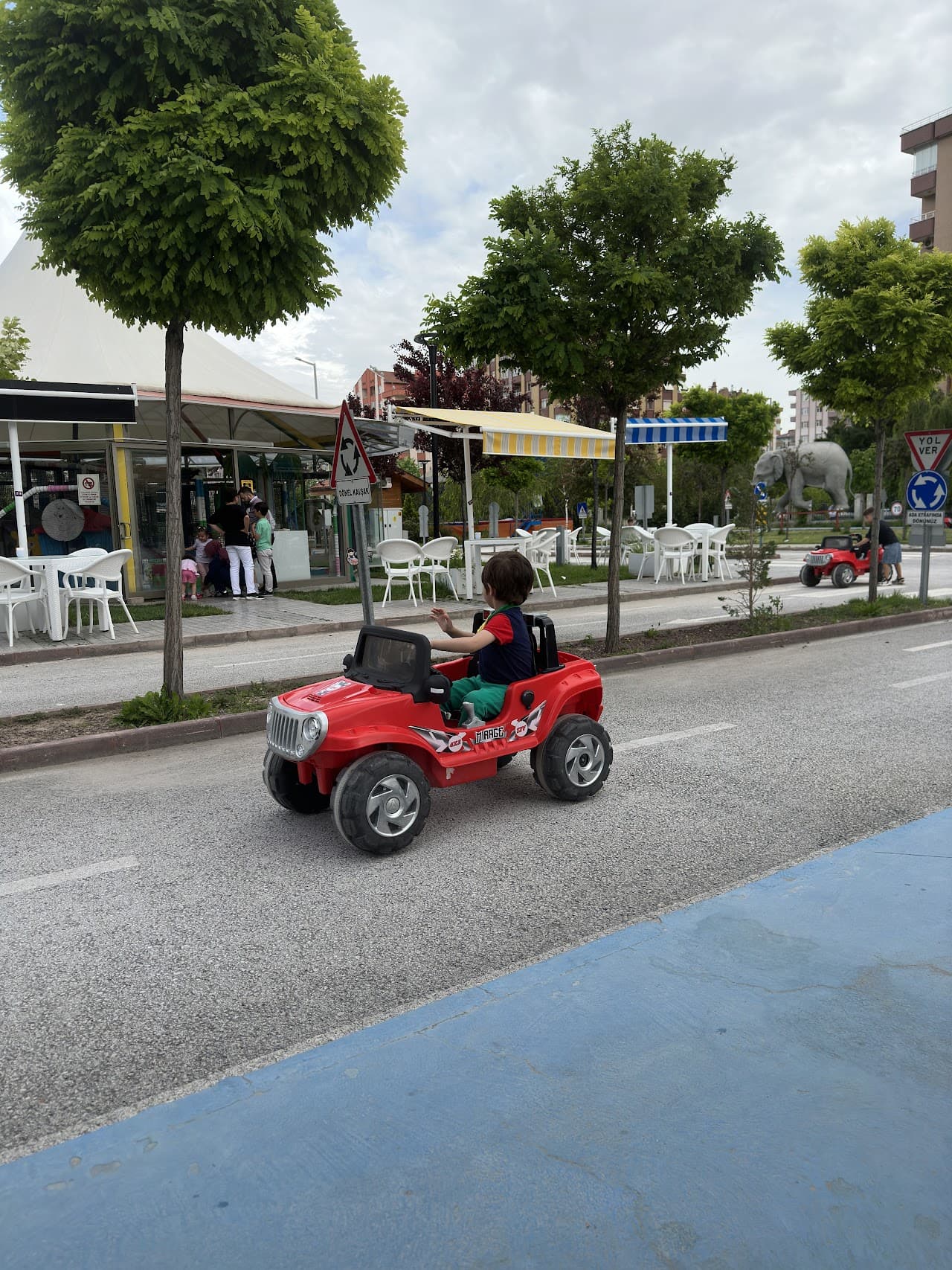 Sancak halı saha 5