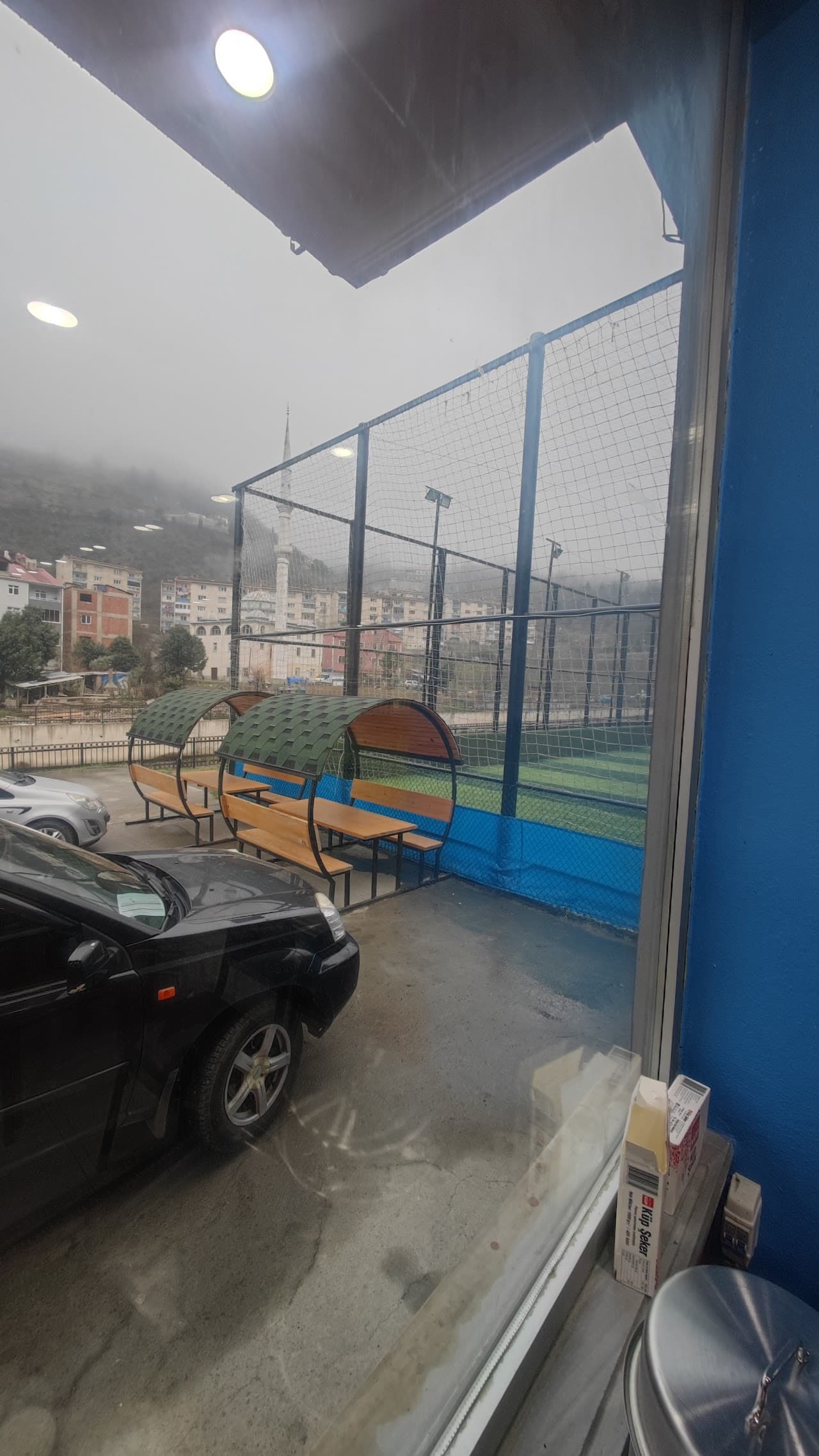Maçka Halı Saha Sosyal Tesisleri 4