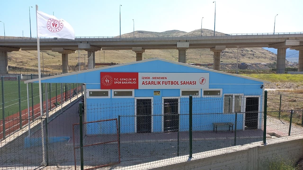 Menemen Asarlık Futbol Sahası 3