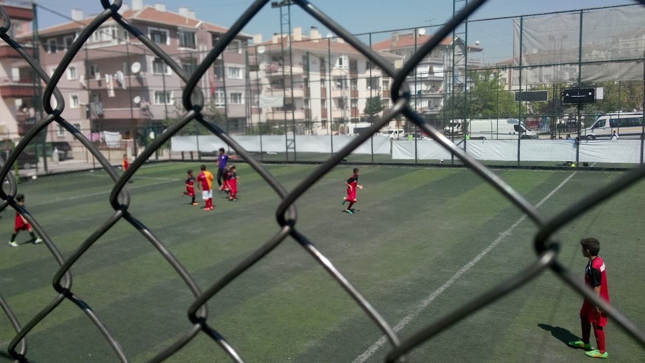 Olimpiyat Spor Tesisleri Halı Saha 2