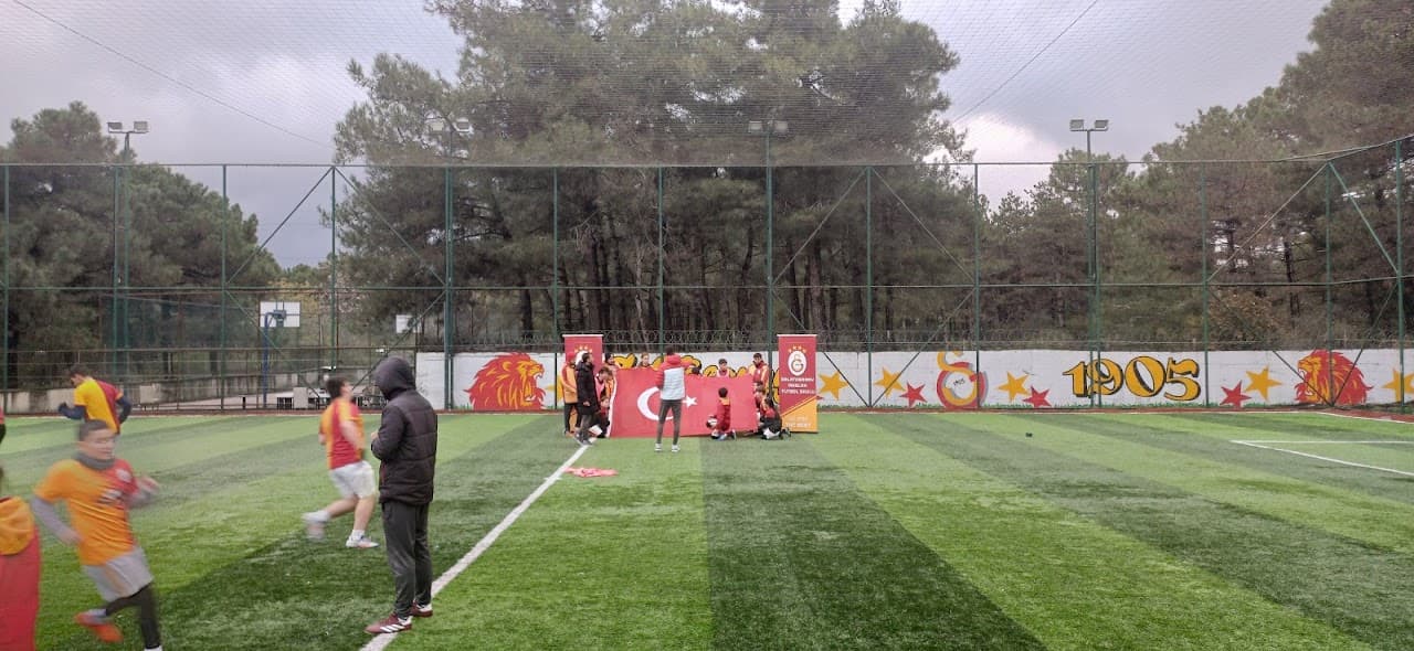 Maslak Garden Halı Saha 5
