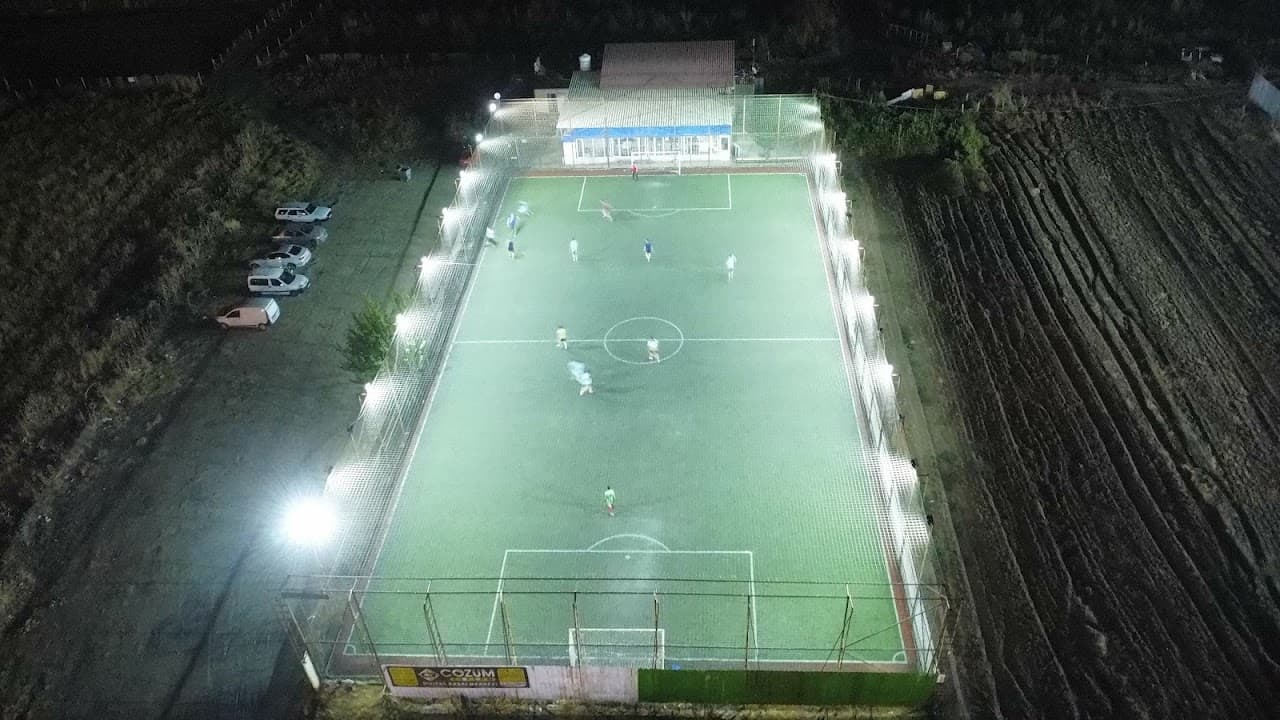 Gümüşcayı Halı Saha