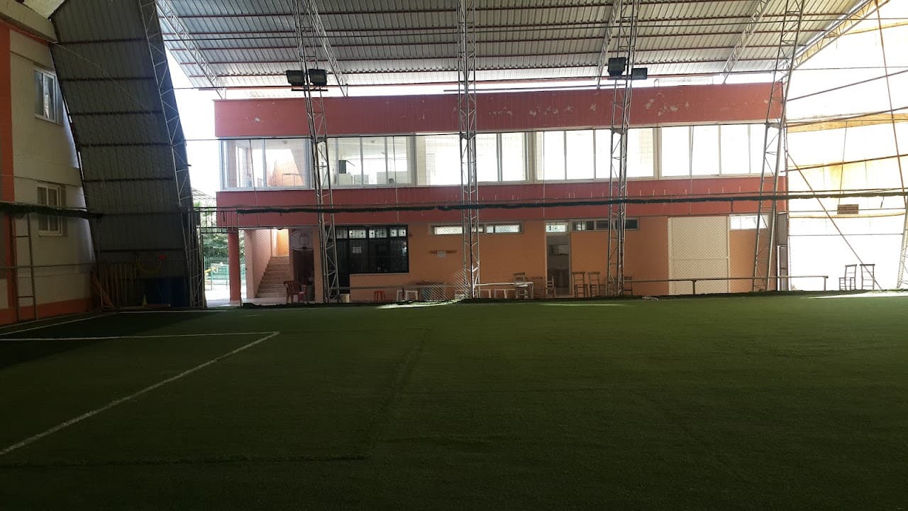 Kapalı Halı Saha 3