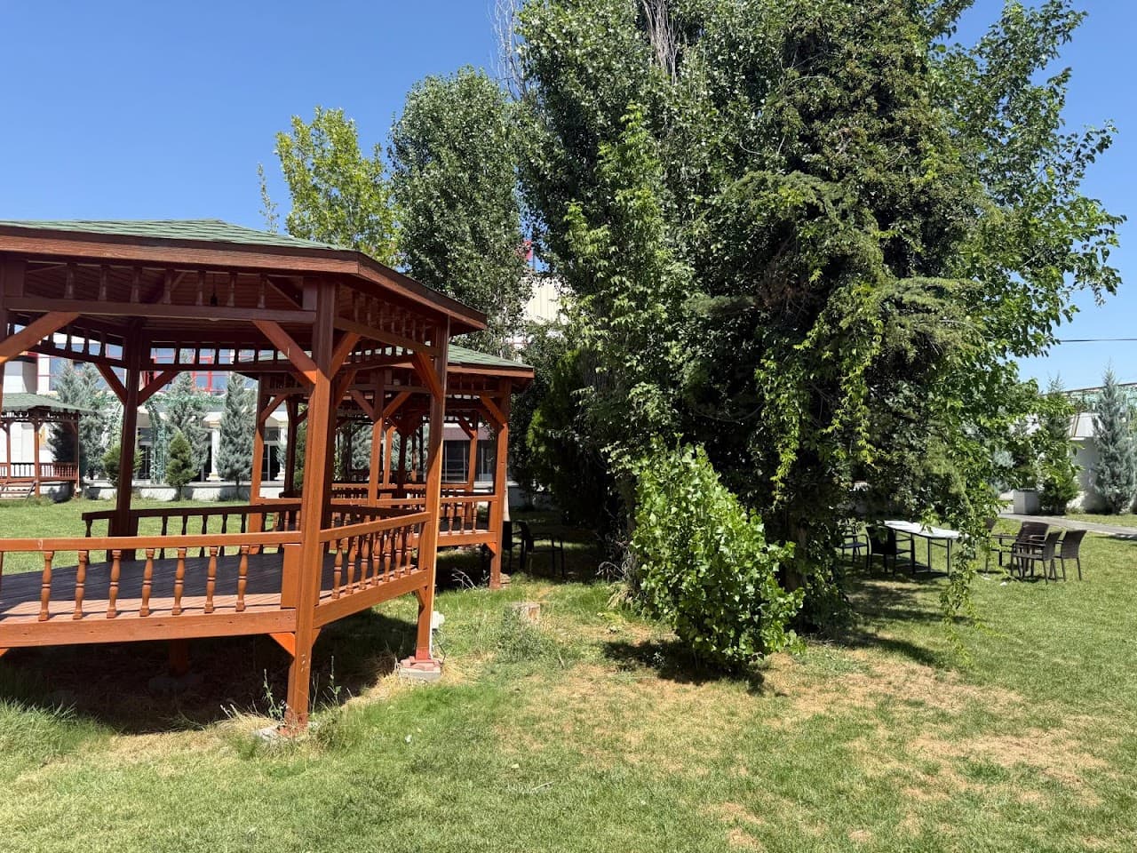 Altındağ Dinlenme Tesisleri / Flora Garden 3