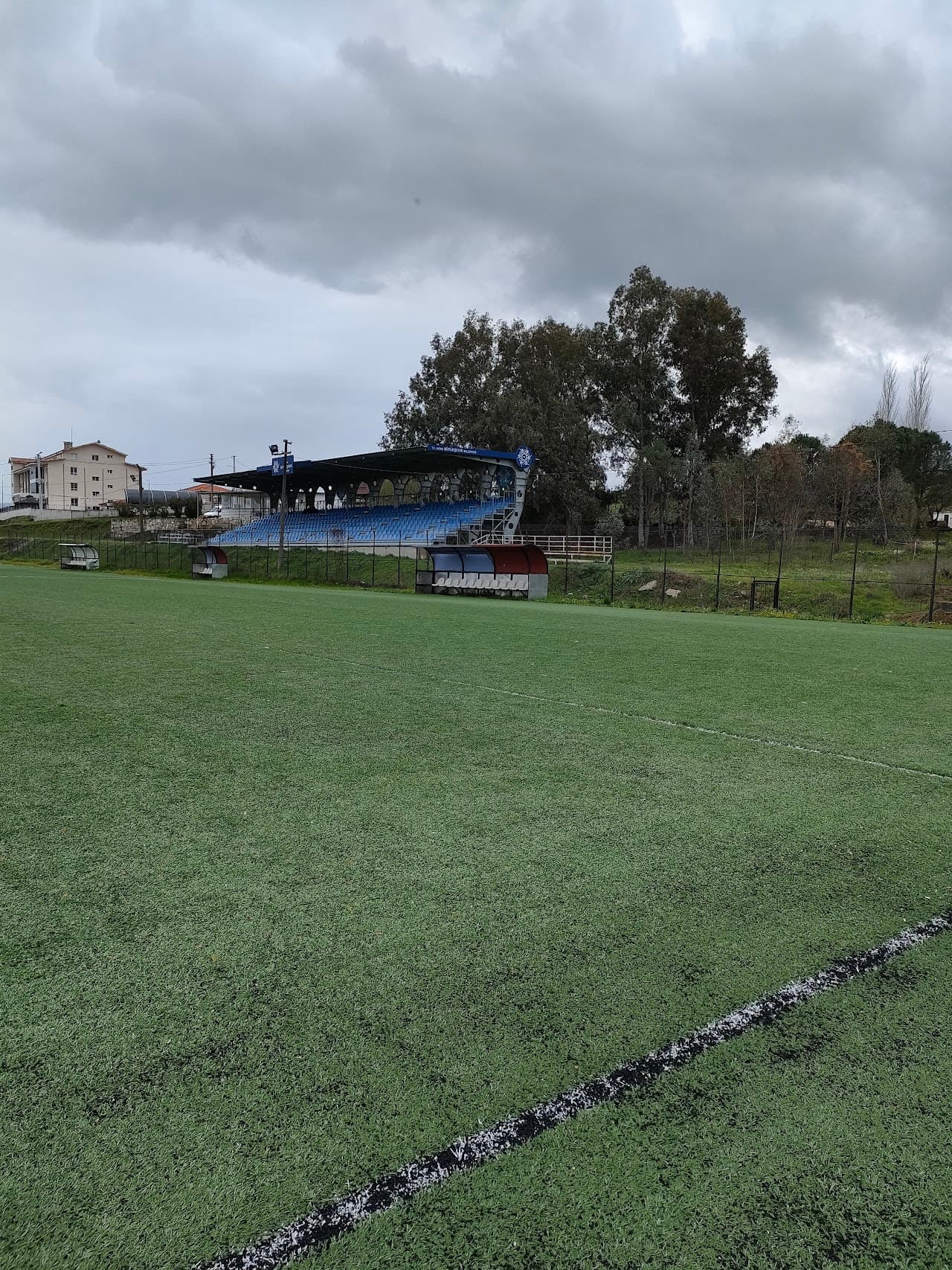 Karpuzlu Futbol Sahası 3