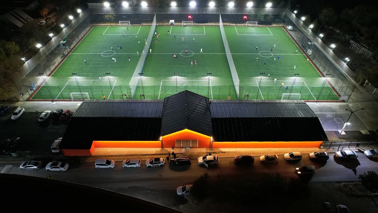 ANKARA DEMİRSPOR HALISAHALARI