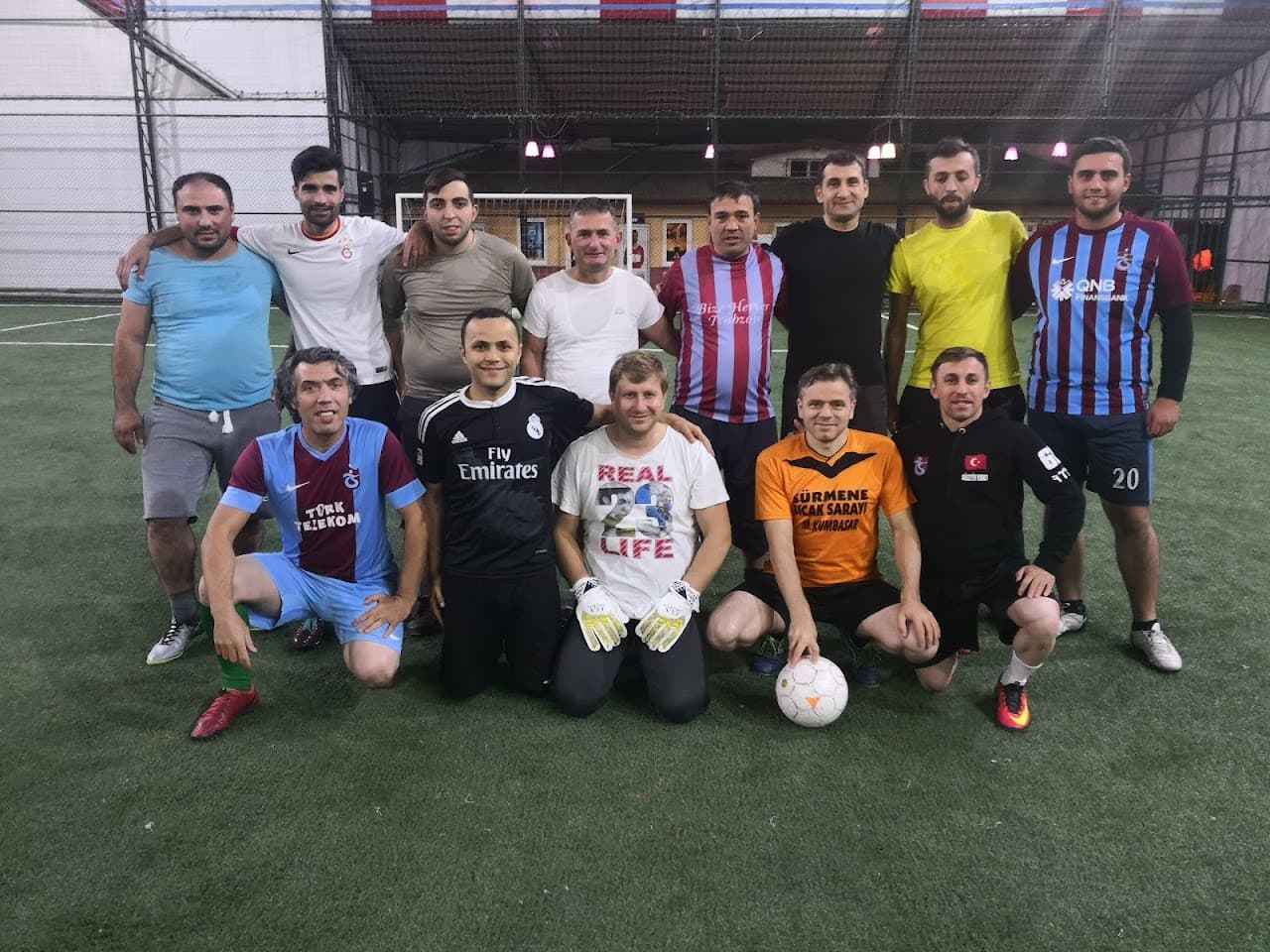 Sürmene Kapalı Halı Saha Spor Kompleksi 3