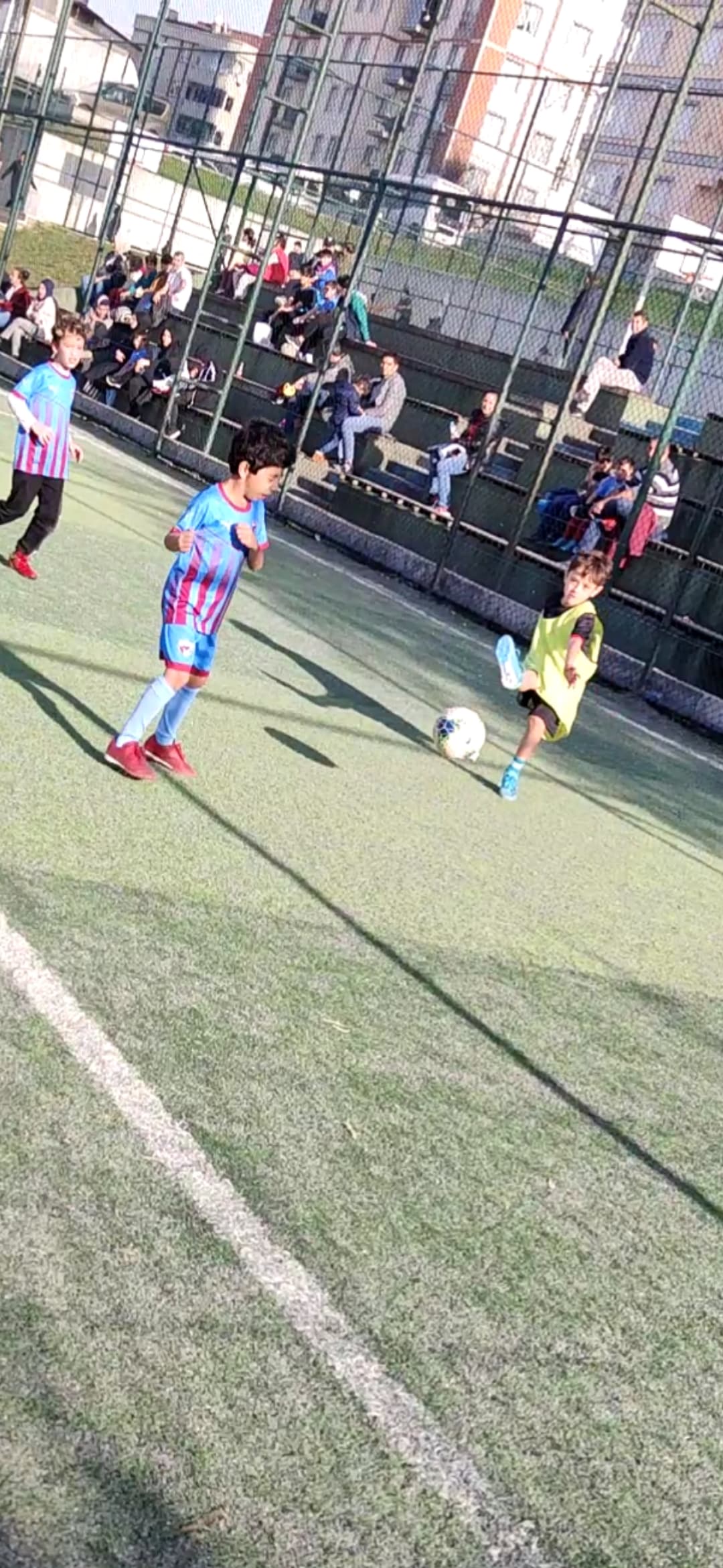 Bağcılar Azerbaycan Park Halı Saha Tesisi 2