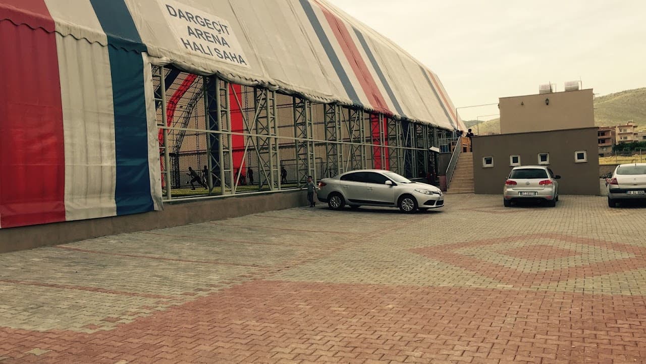 Dargeçit Arena Kapalı Halısaha & Nehir Olimpik YÜZME HAVUZU & Neva Event Garden 5
