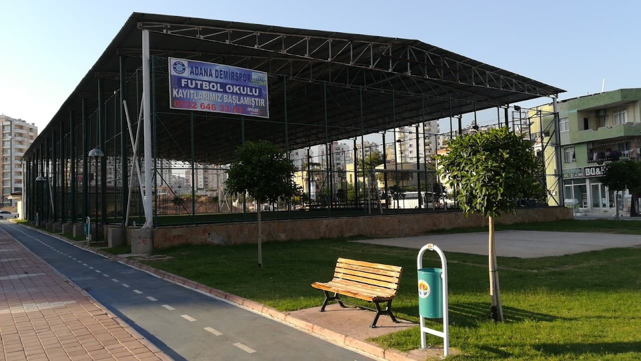 Ayyıldız Halı Saha - Adana Halı Saha 4