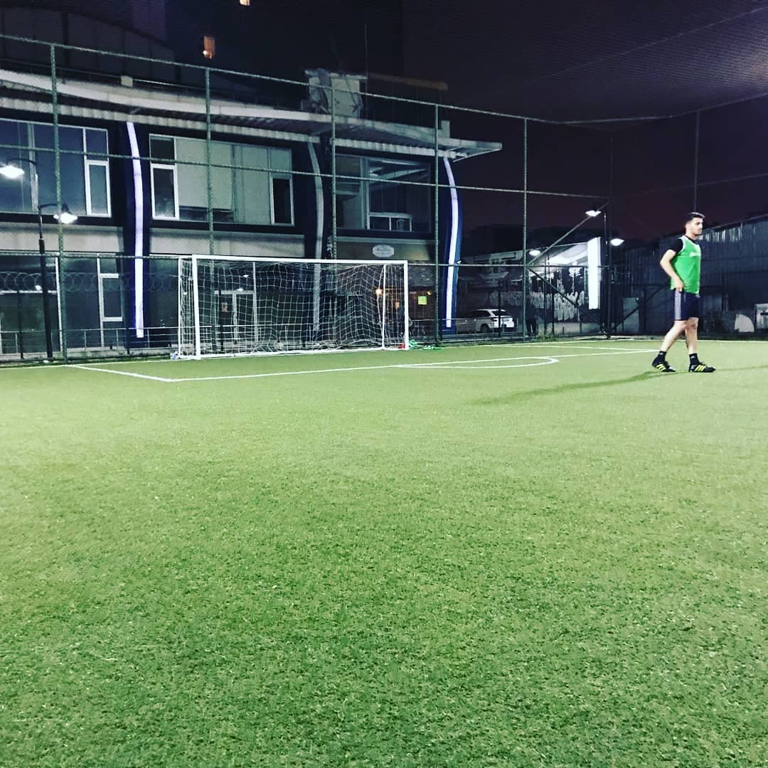 Avcılar Park Halı saha 4