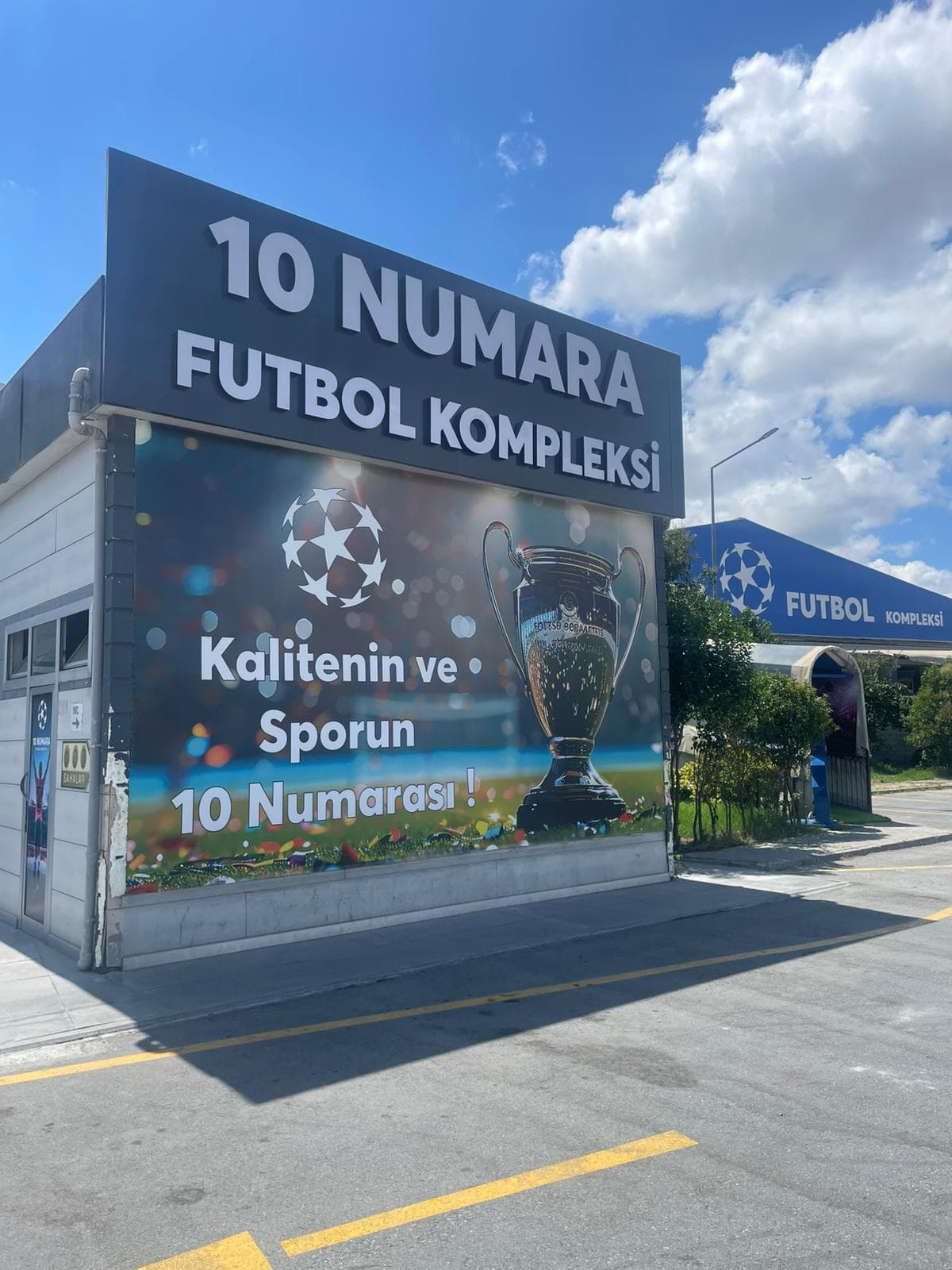 10 Numara Futbol Kompleksi 3