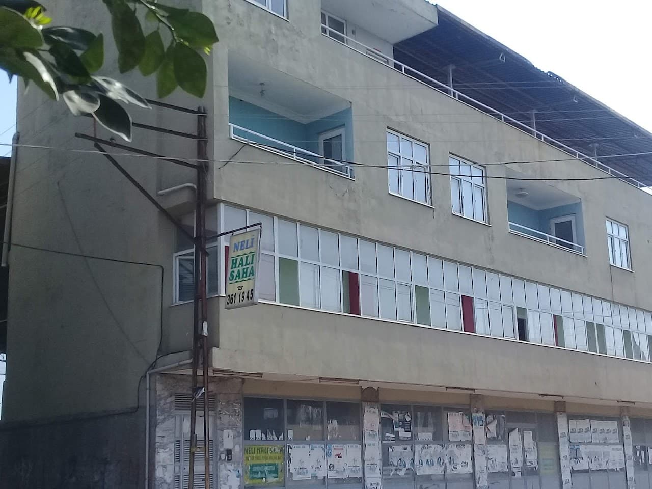 Neli Halı Saha