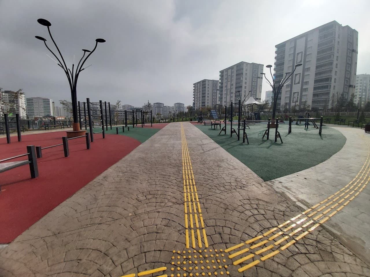 Kayapınar Spor Kompleksi