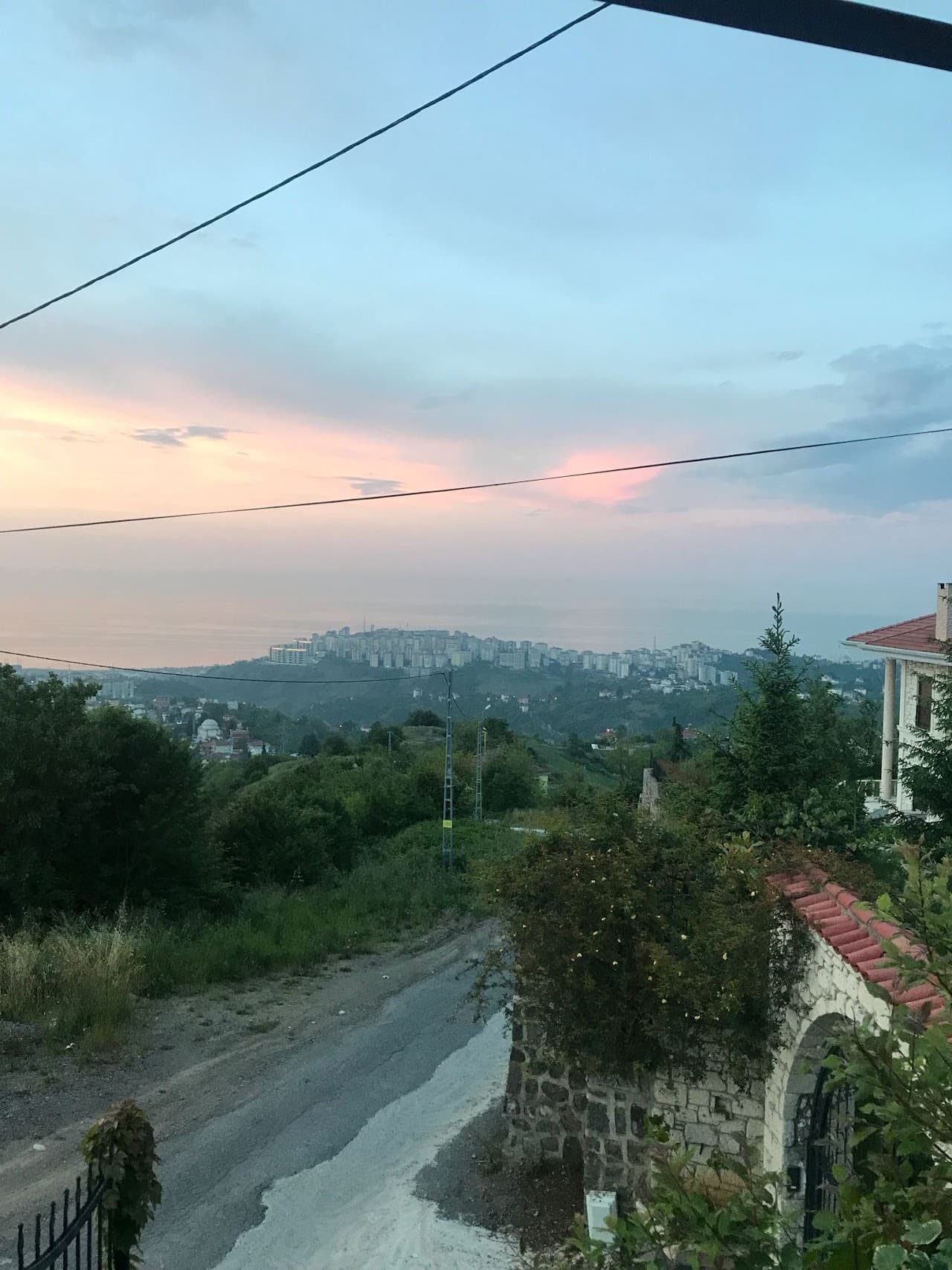 24 Şubat SK Halı Saha Ve Sosyal Tesisleri 4