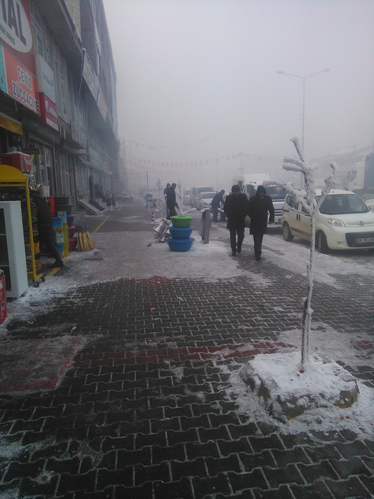 Çaldıran Halı Saha