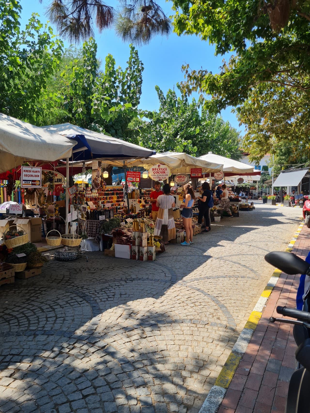 Bozcaada Halı Saha