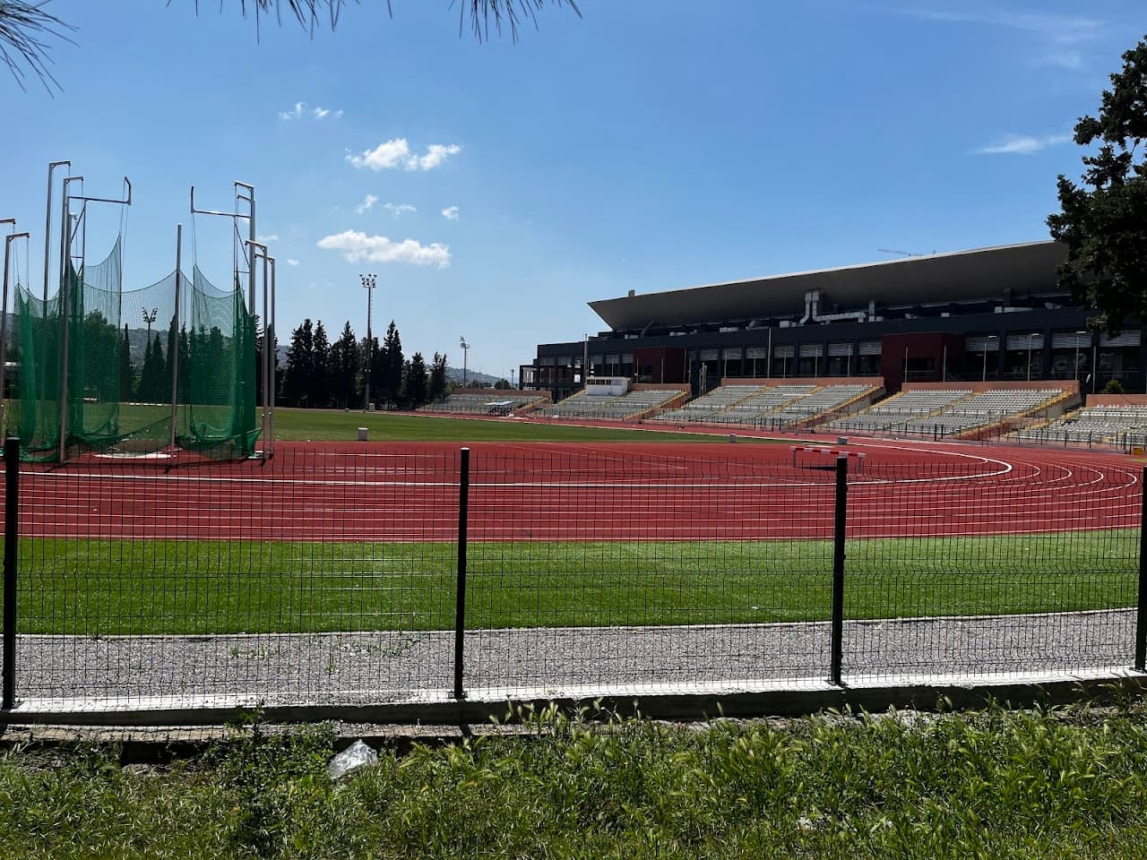 Halkapınar Spor Salonu 4
