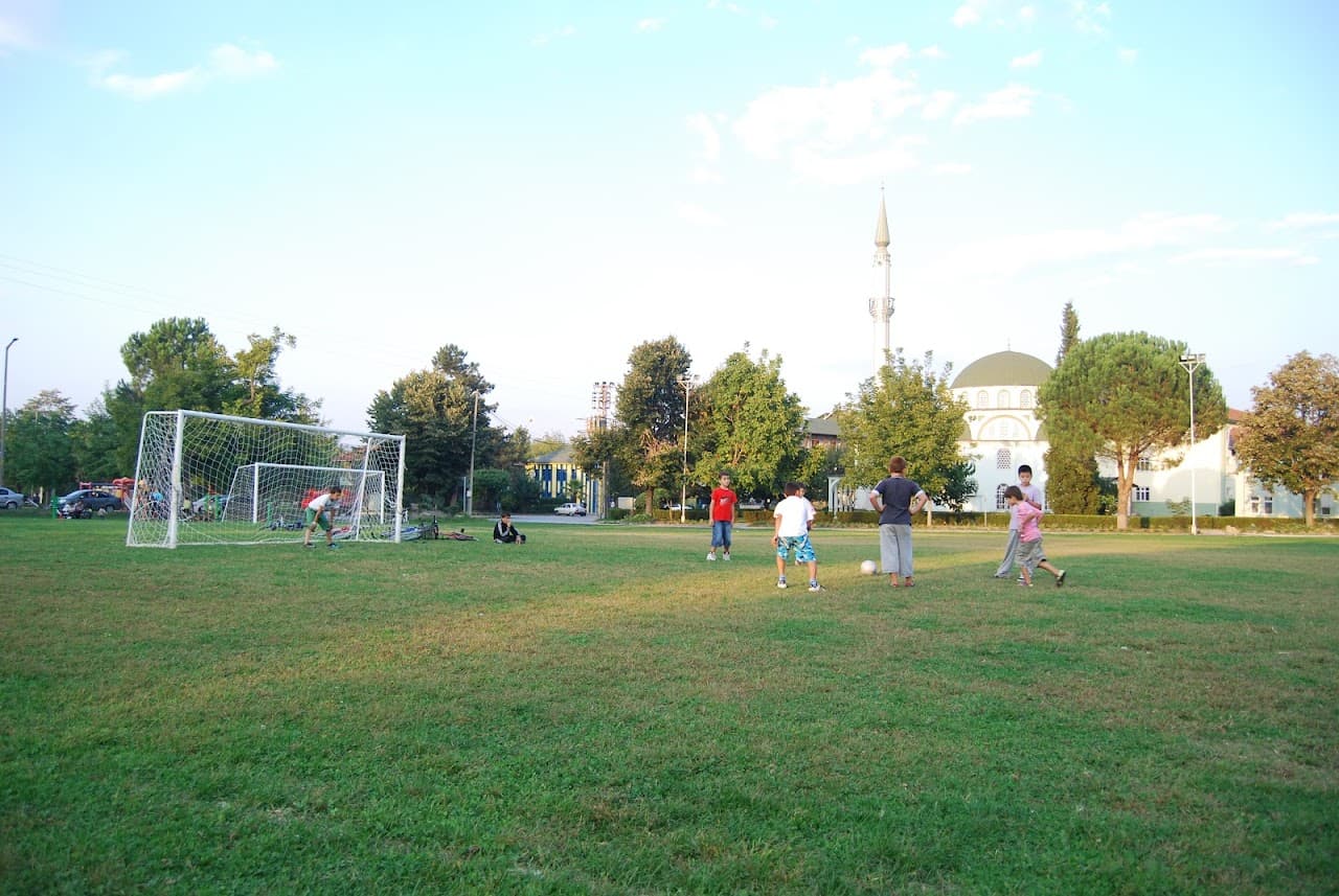 Futbol Sahası (2) 4