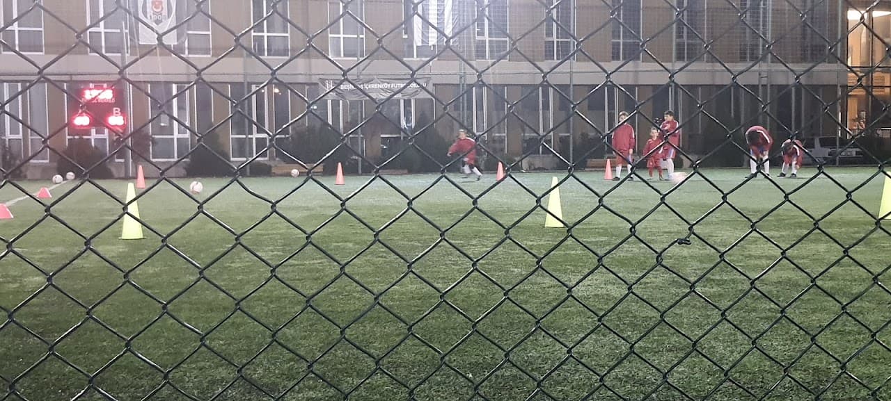 Futbol Merkezi Halı Saha 4