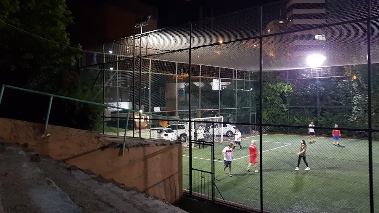 Şişli Halısaha Tesisi 4