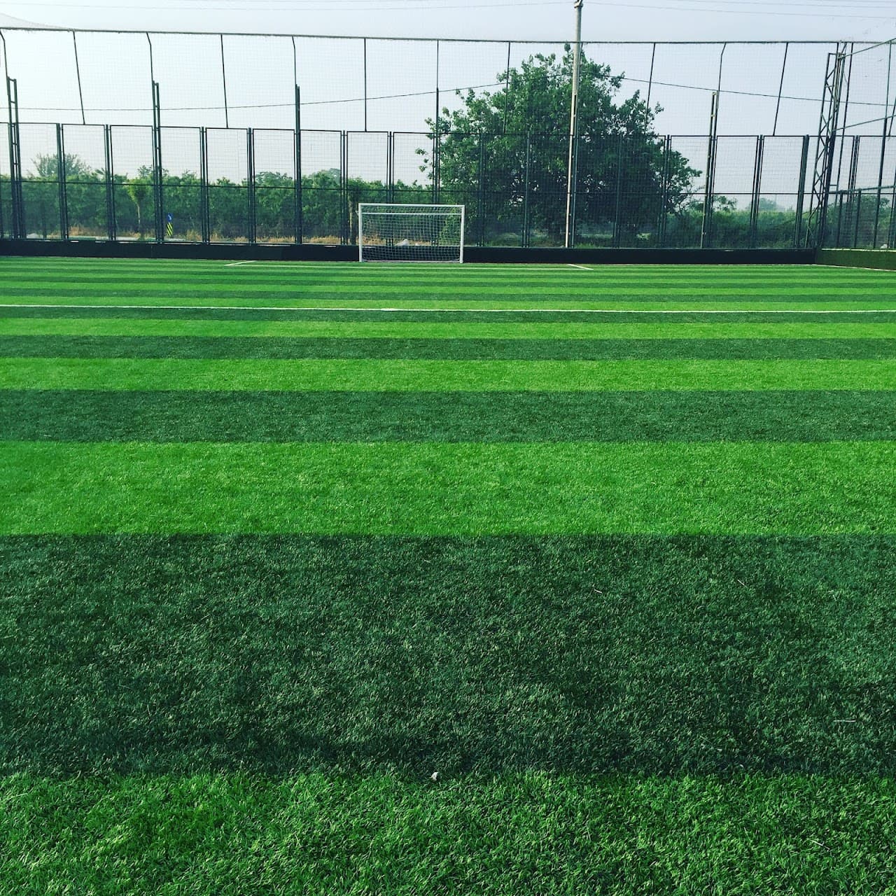 Çim Futbol Sahası
