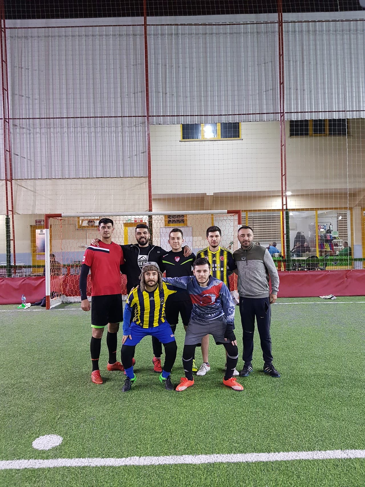 Metin Büyük Halı Saha Tesisleri 4