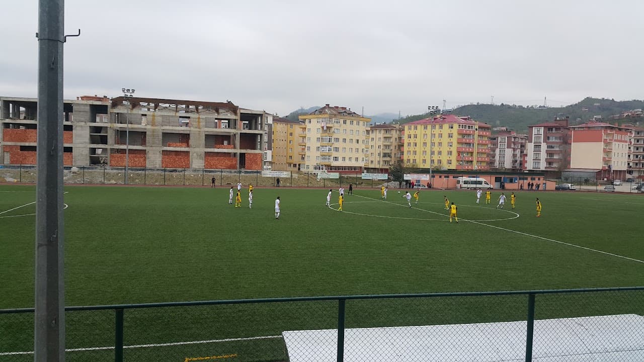 Futbol Sahası (2)