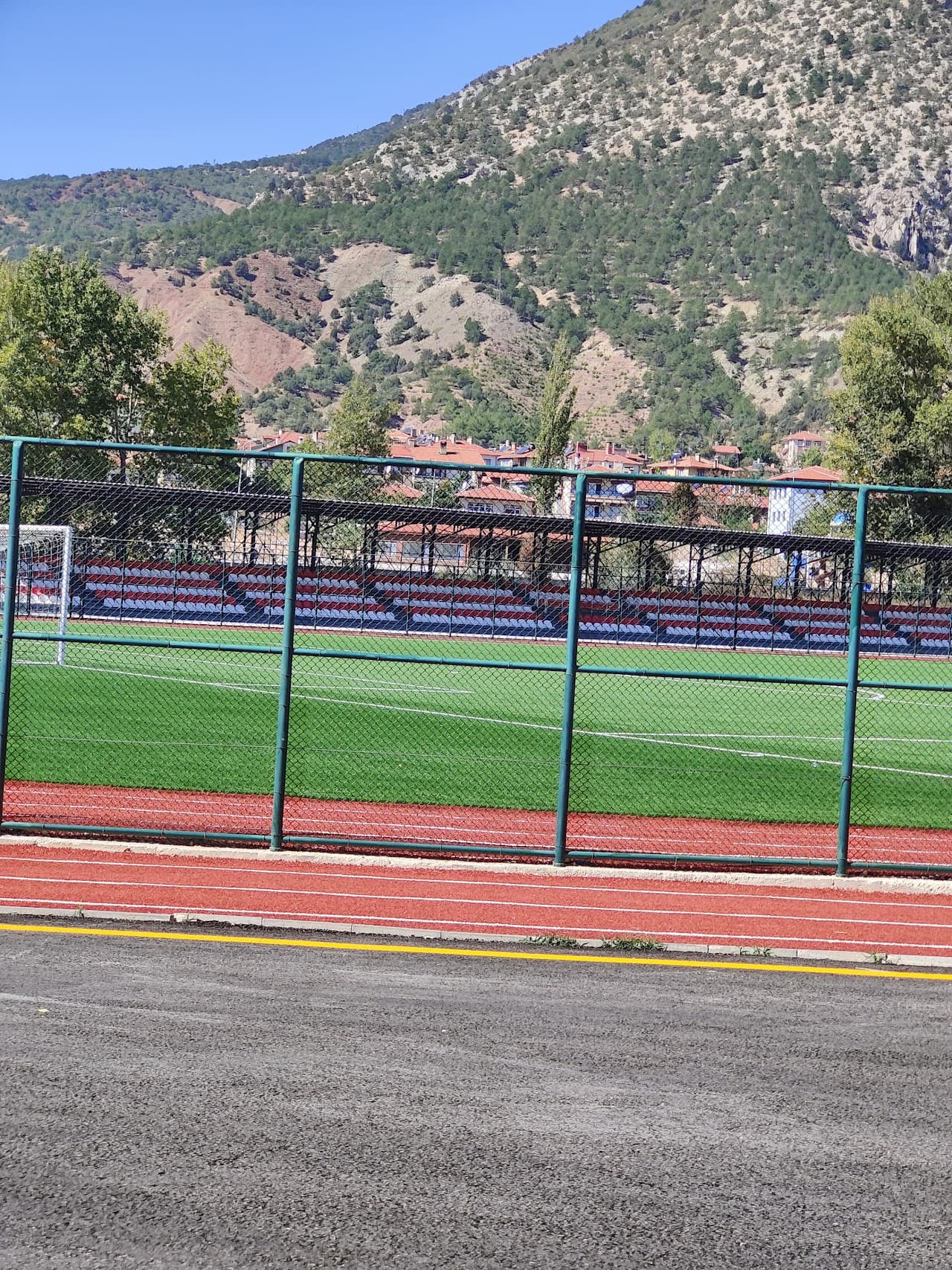 Nallıhan Stadyumu 2