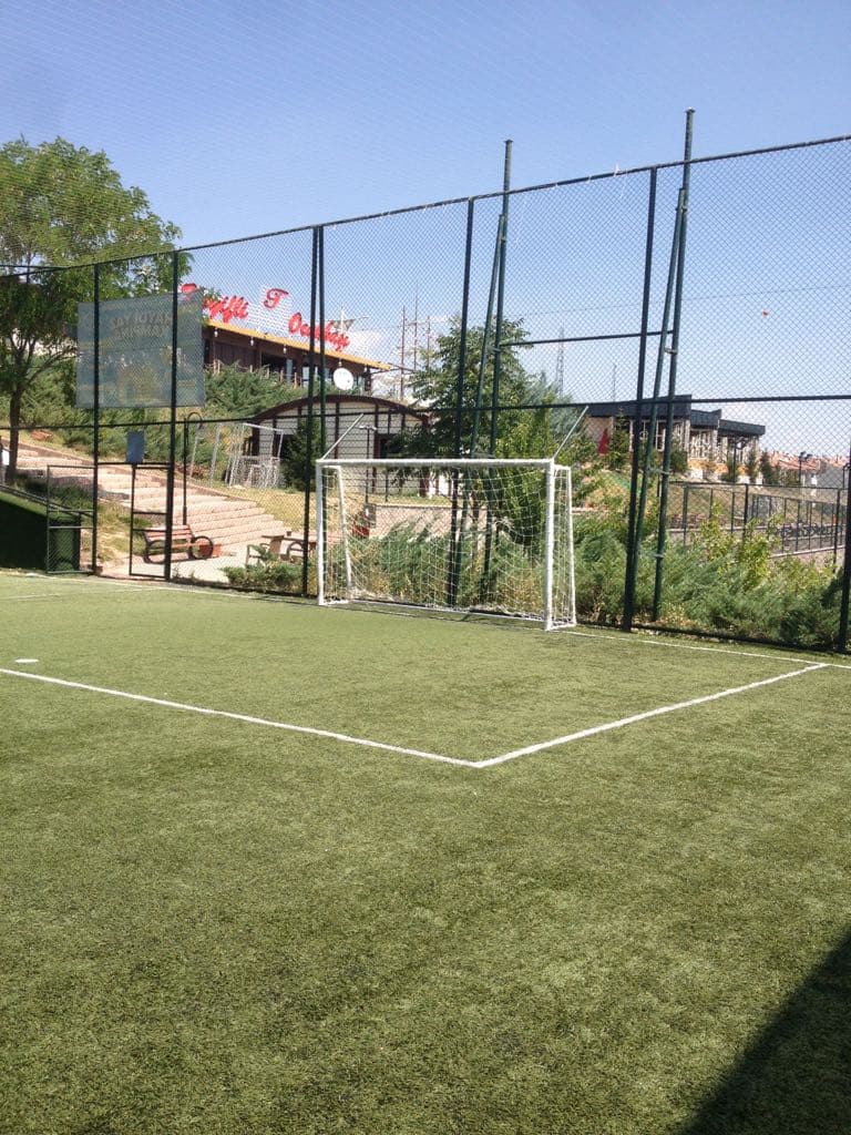 Marina Restorant Vinç Kiralama Halı Yıkama Top Sahası 2