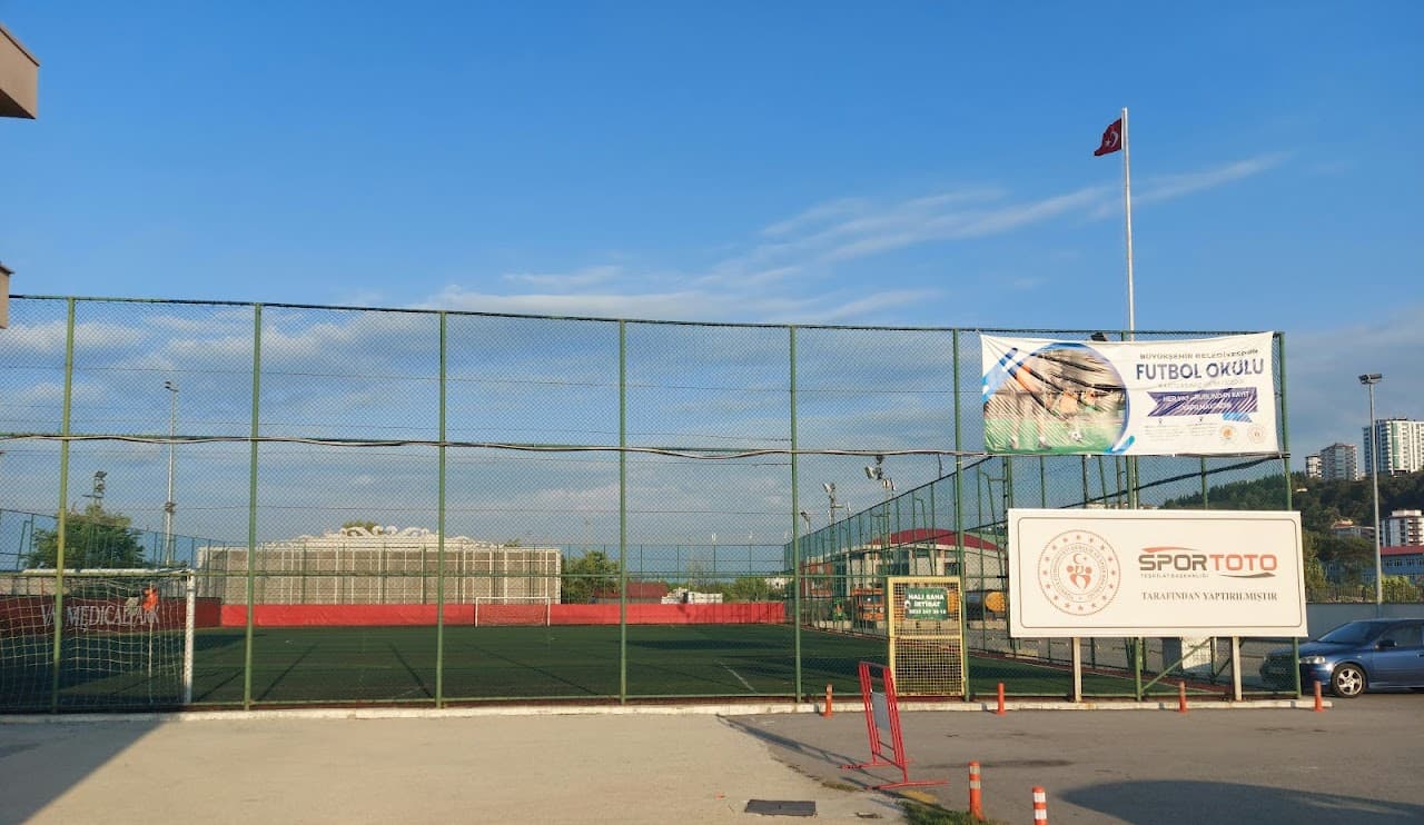 Samsun Büyükşehir Belediyesi Spor Tesisleri Halı Sahası