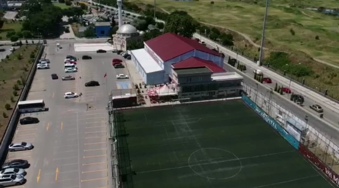 Samsun Büyükşehir Belediyesi Spor Tesisleri Halı Sahası 3