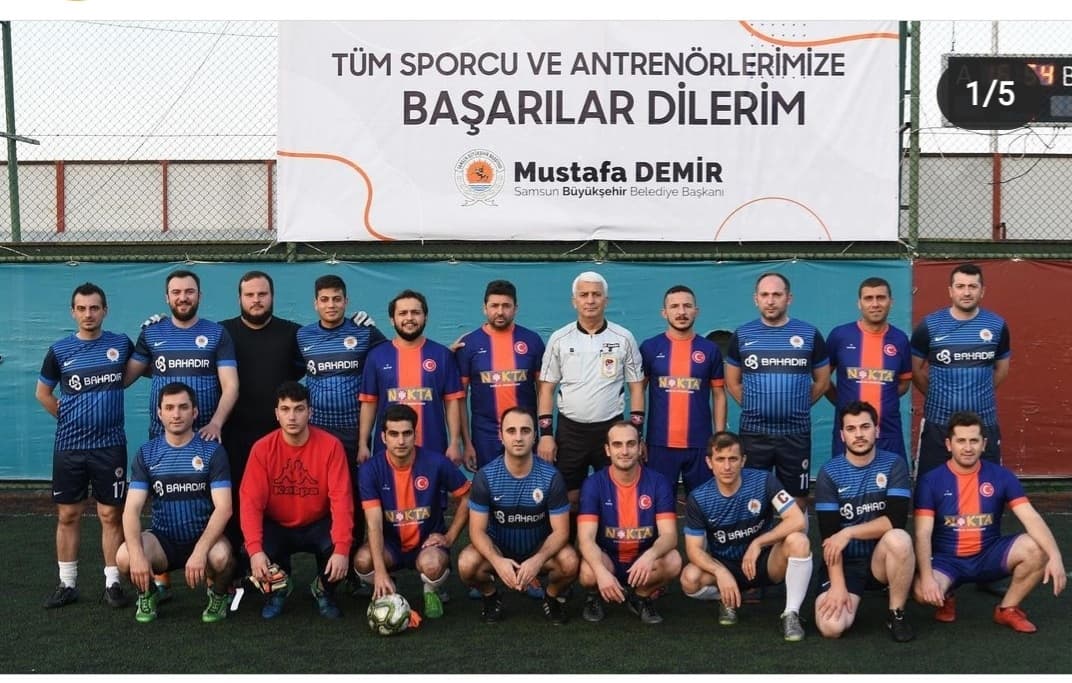 Samsun Büyükşehir Belediyesi Spor Tesisleri Halı Sahası 4