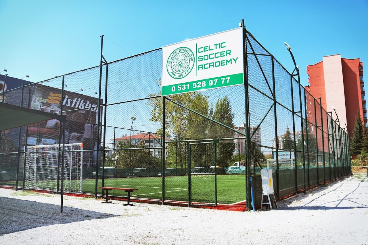 Canberk Halı Saha 4