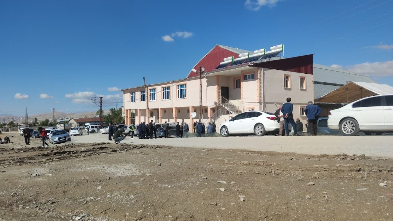 Yeni Arena Halı Saha 2