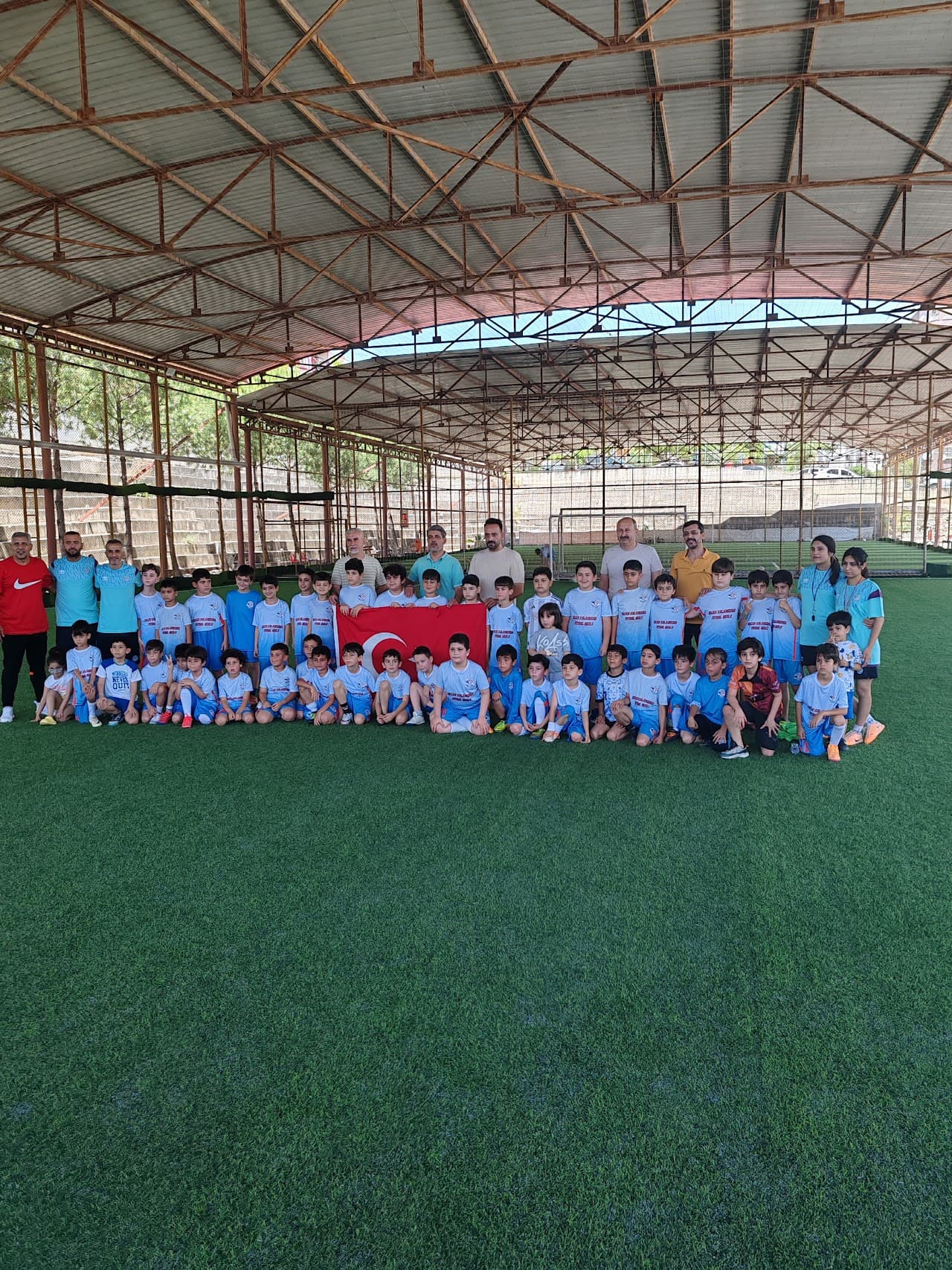 Ercan Aslankeser Futbol Okulu ve Bilfen Halı Saha İşletmesi 2