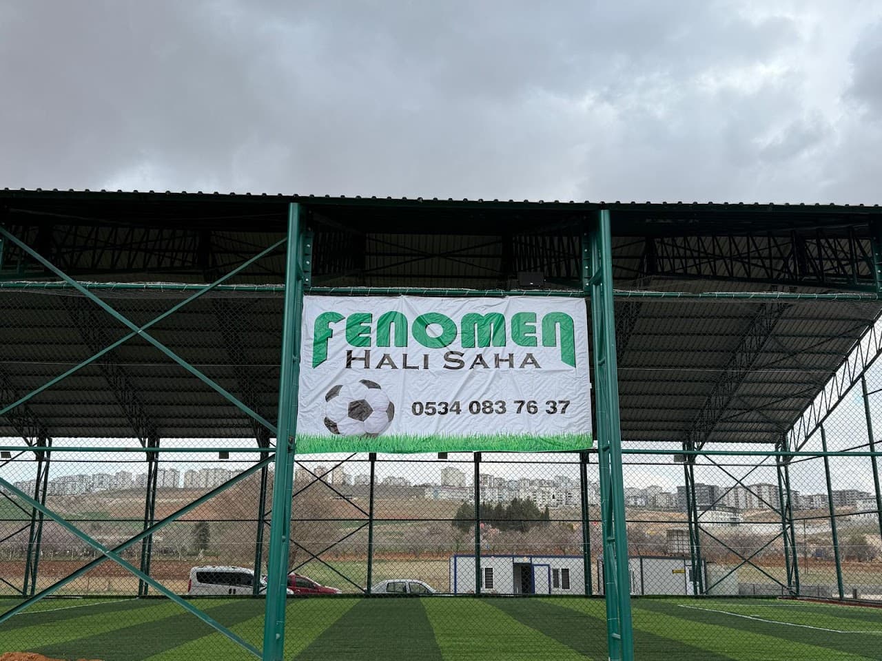 Fenomen Kapalı Halı Saha 4