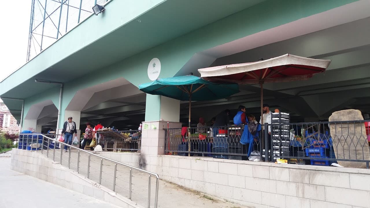 Mamak Kapalı Pazar Alanı 4