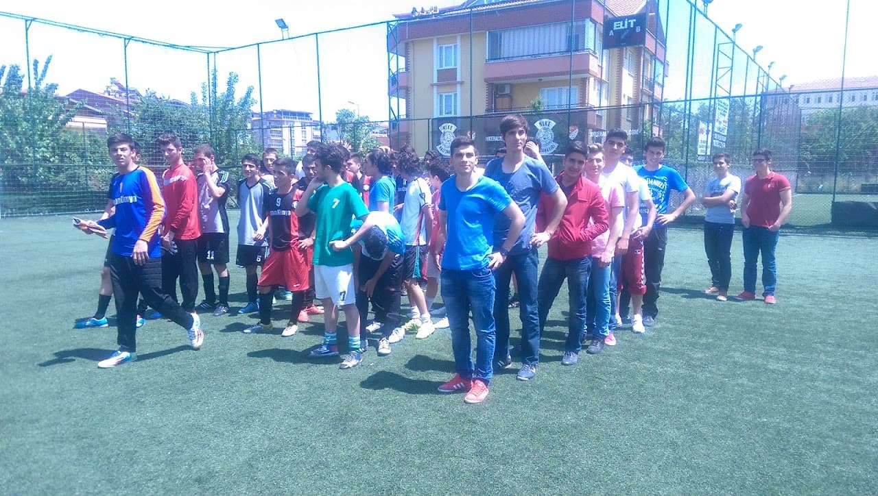 Elit akkonak Halı Saha 3