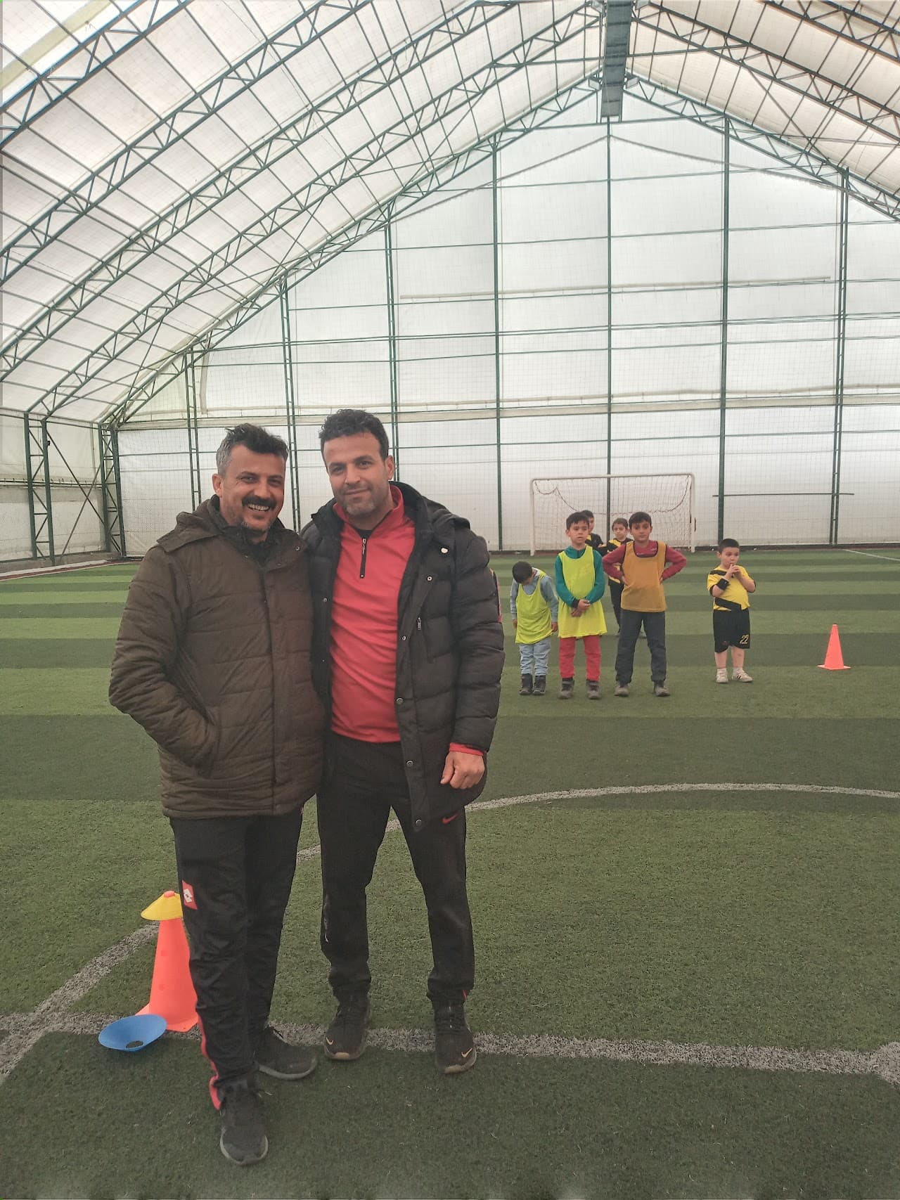 Olimpiyat halı saha spor kompleksi 4