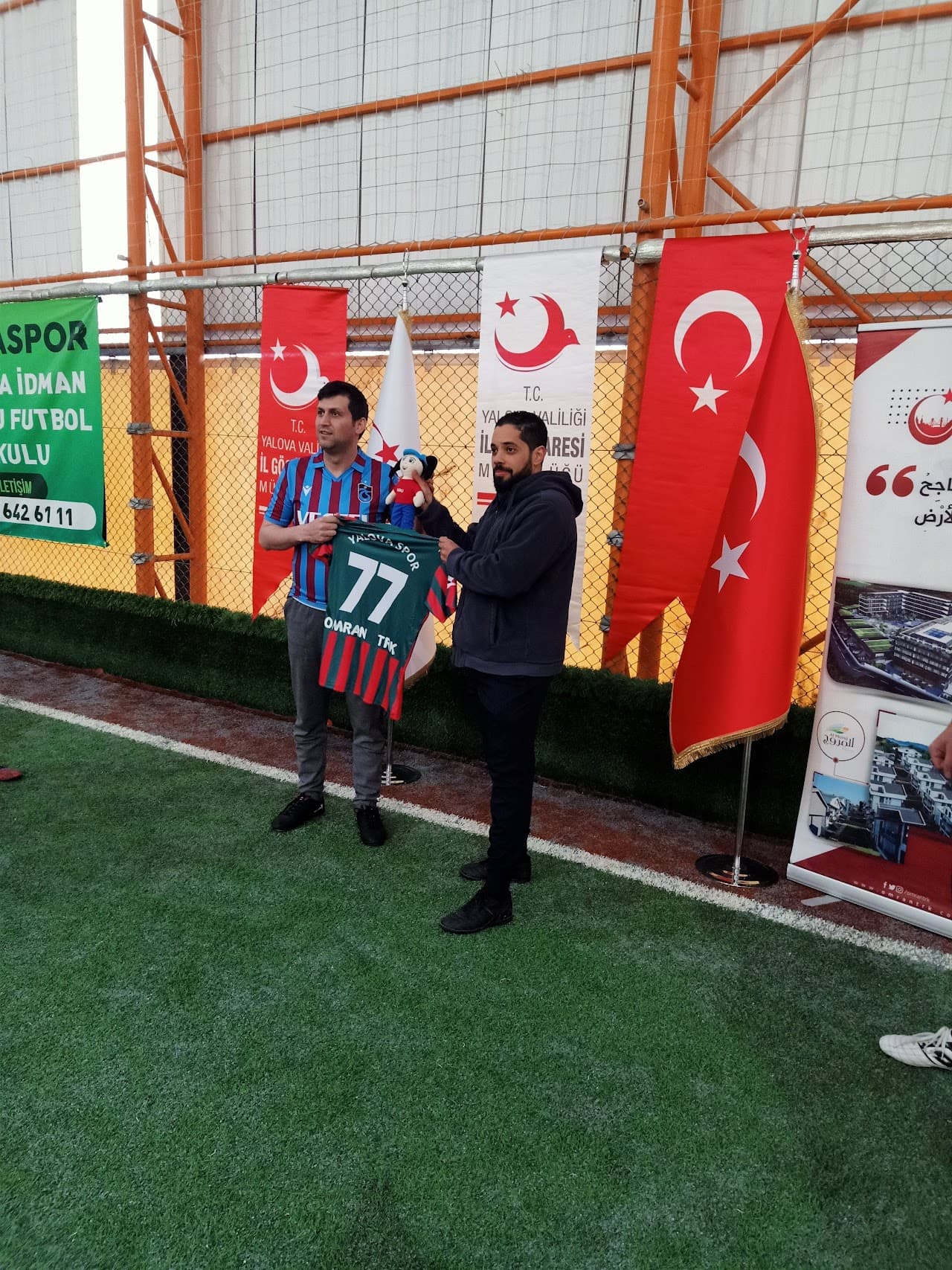 Efsane 77 Kapalı Halı Saha 3