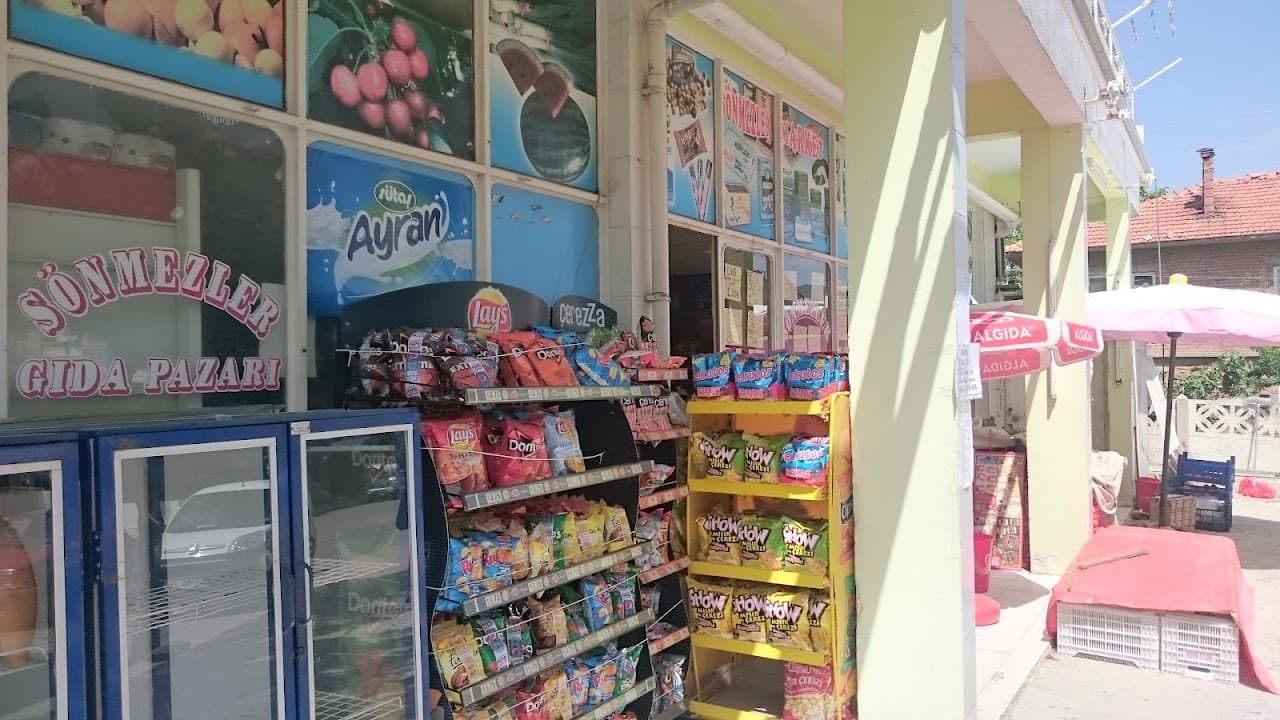 Futbol Sahası (2) 2